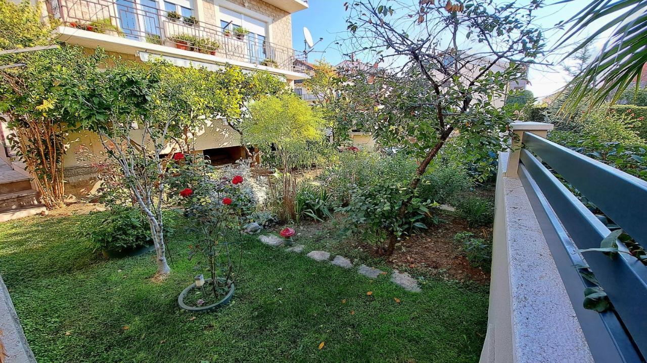 Maria Apartments Kastela Exterior photo