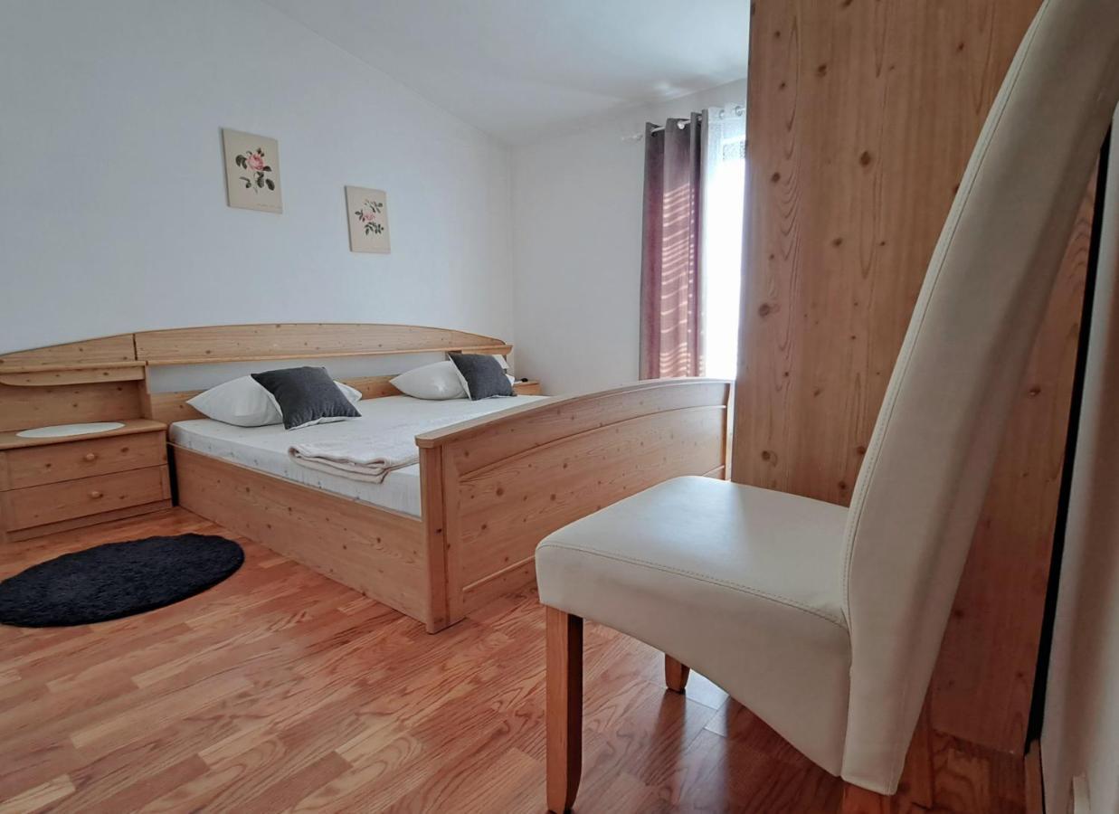 Maria Apartments Kastela Exterior photo